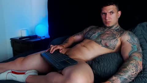 Snapshot of sebastian_muss chatting on April 24, 2026, 6:10 pm Sebastian online show from April 24, 2026, 6:10 pm