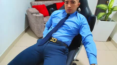 juan  sebastian online show from March 1, 2025, 12:12 pm