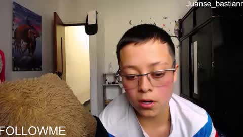 Myystiic online show from February 15, 2025, 8:43 pm