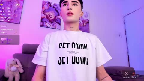     .  INDEPENDENT MODEL online show from March 6, 2026, 2:46 pm