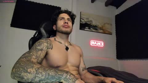 Snapshot of sebastianortizm chatting on April 23, 2026, 1:07 am Lucian Sinclair online show from April 23, 2026, 1:07 am
