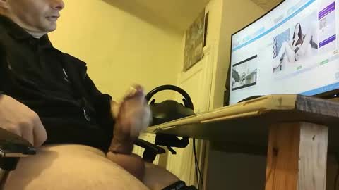 sebastianspalding450 online show from November 11, 2025, 11:54 am