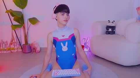 Snapshot of sebbyross chatting on October 1, 2025, 7:09 pm sebby online show from October 1, 2025, 7:09 pm