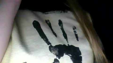 Sunny online show from April 8, 2026, 10:54 pm