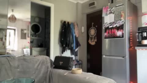 Secret Lovers online show from April 27, 2026, 2:48 pm