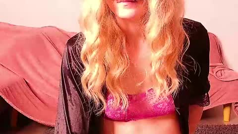 Anni online show from February 16, 2025, 4:09 am