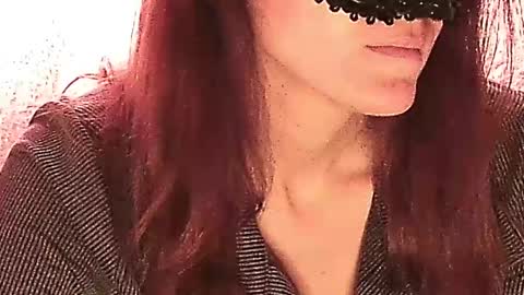 Anni online show from March 12, 2025, 7:13 am