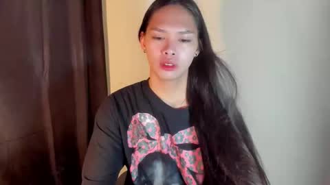 seducive_allea online show from April 21, 2026, 12:56 am