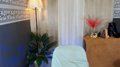 Snapshot of seductive_fhatima chatting on June 12, 2026, 10:36 am Fhatima Blaire online show from June 12, 2026, 10:36 am