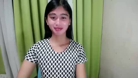 Snapshot of seductive_monicaxxx chatting on June 10, 2026, 5:23 pm NIK online show from June 10, 2026, 5:23 pm