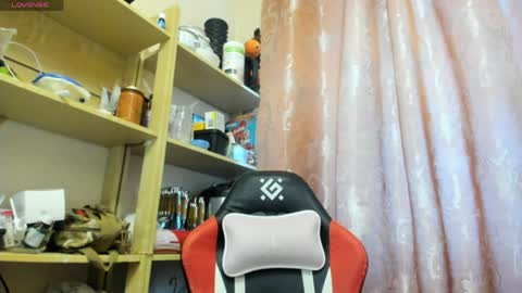 seductive_she_wolf online show from March 29, 2026, 3:56 pm