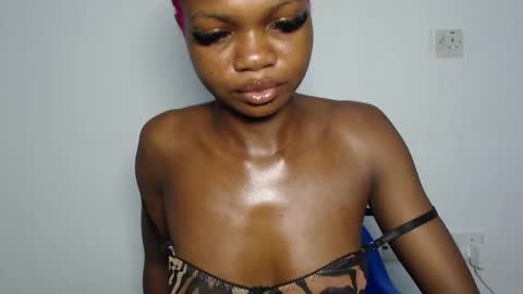 seductive_sugar247 online show from April 2, 2026, 6:33 am