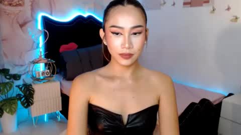 Vanessa online show from March 10, 2026, 10:20 am