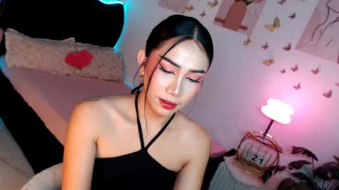 Snapshot of seductive_vana chatting on June 20, 2026, 7:49 pm Vanessa online show from June 20, 2026, 7:49 pm