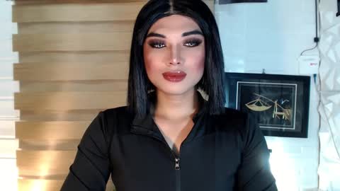 Deluxe online show from March 3, 2025, 9:00 am