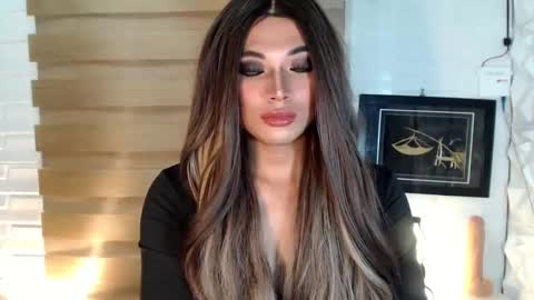 Deluxe online show from March 8, 2025, 9:17 am