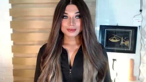 Deluxe online show from March 9, 2025, 3:43 am