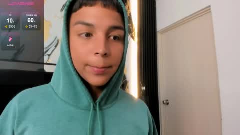 seductivo online show from April 24, 2026, 4:26 am