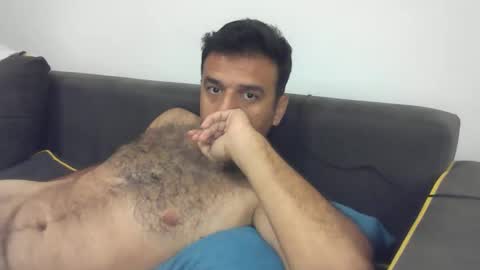 seyfo online show from November 5, 2025, 8:42 pm