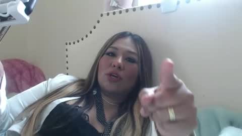 Morenita Rica online show from April 18, 2026, 7:07 pm