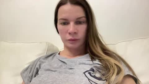 selamiyaa online show from April 12, 2026, 3:17 pm