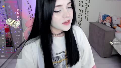 Snapshot of selena___cute chatting on January 20, 2025, 5:04 am Selena online show from January 20, 2025, 5:04 am