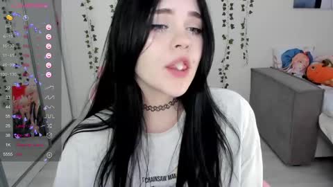 Snapshot of selena___cute chatting on February 10, 2025, 8:09 am Selena online show from February 10, 2025, 8:09 am