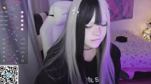 Snapshot of selena___cute chatting on January 15, 2026, 7:35 am Selena online show from January 15, 2026, 7:35 am