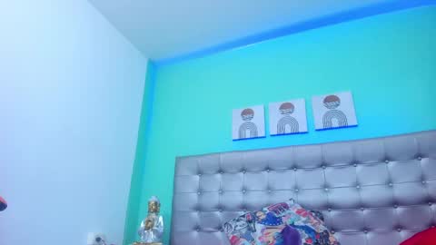 Selena online show from March 11, 2025, 10:40 am