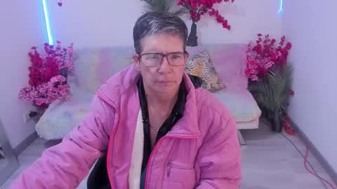 Snapshot of selena_ferreira chatting on September 17, 2025, 11:34 am Selena online show from September 17, 2025, 11:34 am