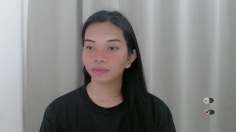 Selena online show from January 4, 2025, 9:00 am