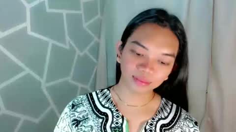 Selena online show from April 21, 2026, 1:07 am