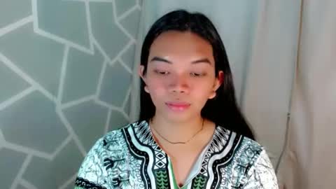 Selena online show from April 21, 2026, 1:42 am