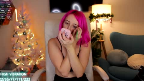 Selena Lily online show from December 7, 2024, 6:54 am