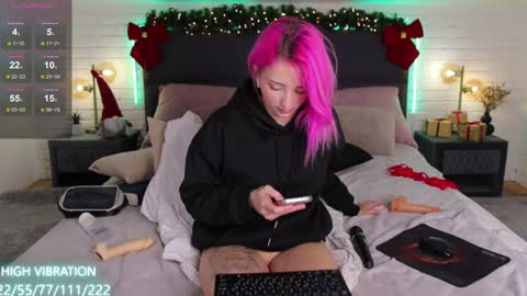 Selena Lily online show from December 30, 2024, 1:15 am