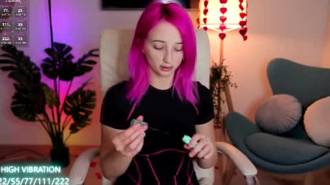 Selena Lily online show from February 23, 2025, 7:17 pm