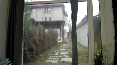 Selena online show from January 12, 2025, 9:51 am