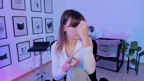 Selena ntmy online show from February 8, 2025, 1:54 pm