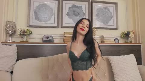 selenajoy_ online show from October 14, 2025, 6:14 am