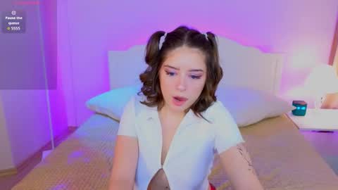 selenamills online show from November 7, 2025, 3:17 am