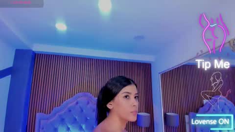 selenastonne online show from October 5, 2025, 8:07 pm