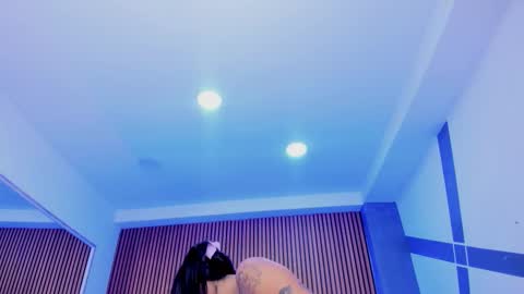 selenastonne online show from October 12, 2025, 7:13 pm