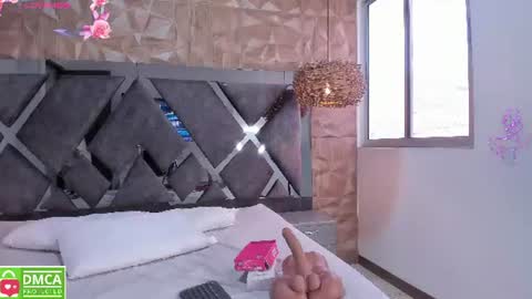 selene__lopez_ online show from June 22, 2026, 7:22 pm