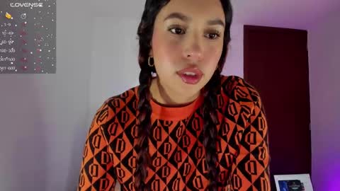 Snapshot of selene_e chatting on December 29, 2024, 3:44 am Karol. online show from December 29, 2024, 3:44 am