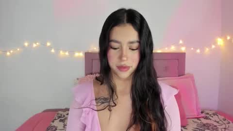 Snapshot of selene_e chatting on January 10, 2026, 10:25 pm Karol. online show from January 10, 2026, 10:25 pm