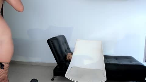 Alejandra  online show from December 26, 2024, 9:04 pm