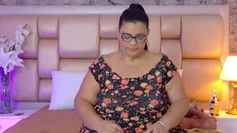 Selenna Cooper online show from February 11, 2026, 11:37 am