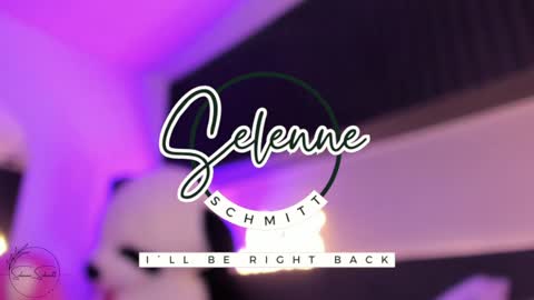Selenne online show from January 4, 2025, 10:24 pm