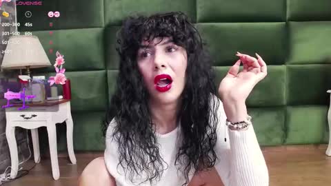 Selen online show from October 11, 2025, 7:01 pm