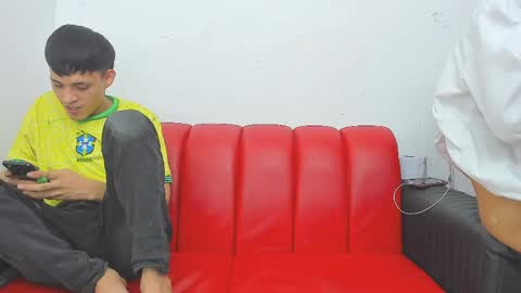 Snapshot of self_love46 chatting on June 2, 2026, 6:04 am LUNA GABI ROBERT online show from June 2, 2026, 6:04 am